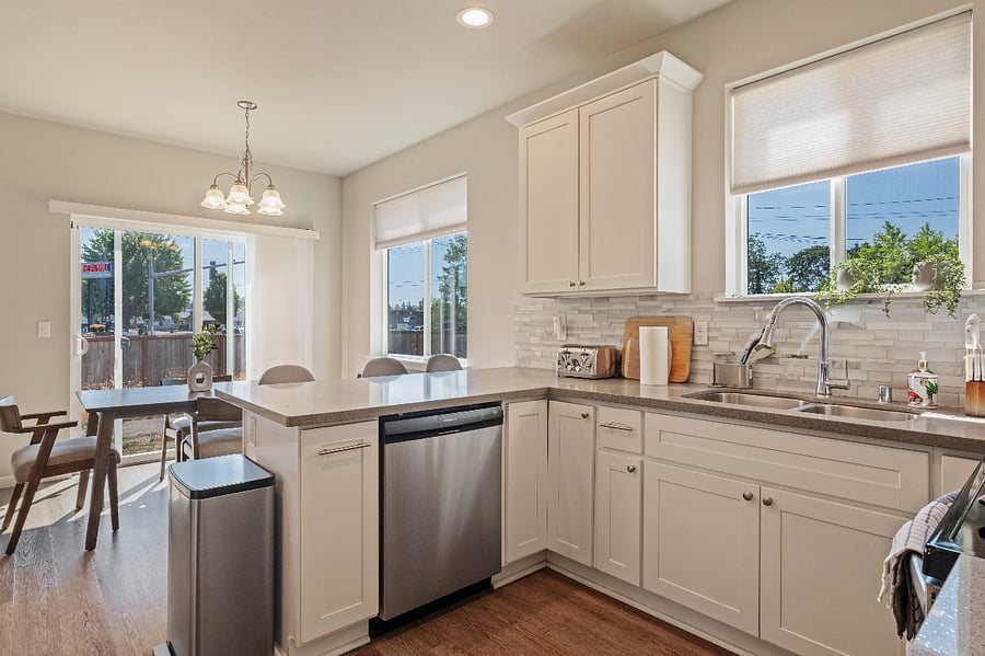 Furnished Finder property 723171_1 photo 3