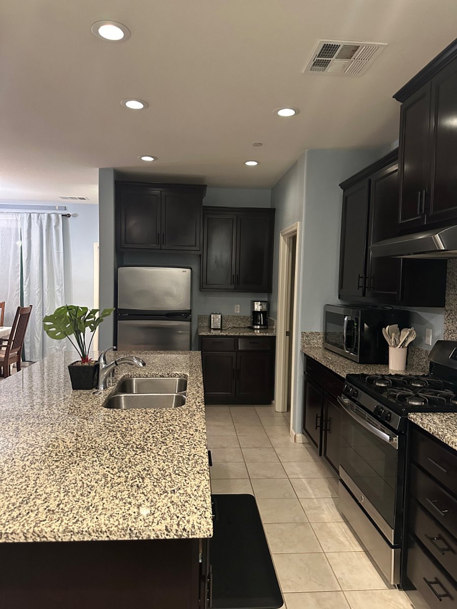 Furnished Finder property 723172_1 photo 15