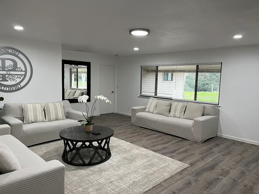 Furnished Finder property 723173_1 photo 4