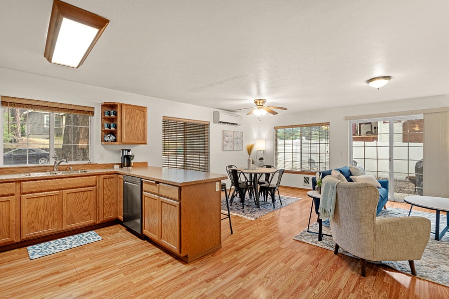 Furnished Finder property 723236_1 photo 3