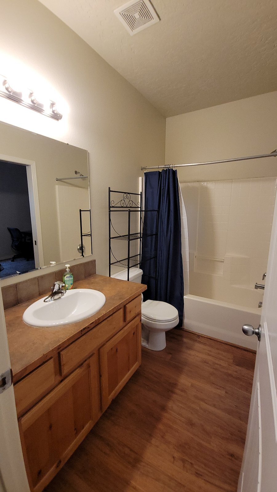 Furnished Finder property 723261_1 photo 8