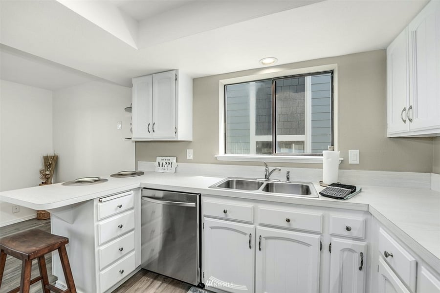 Furnished Finder property 723274_1 photo 10