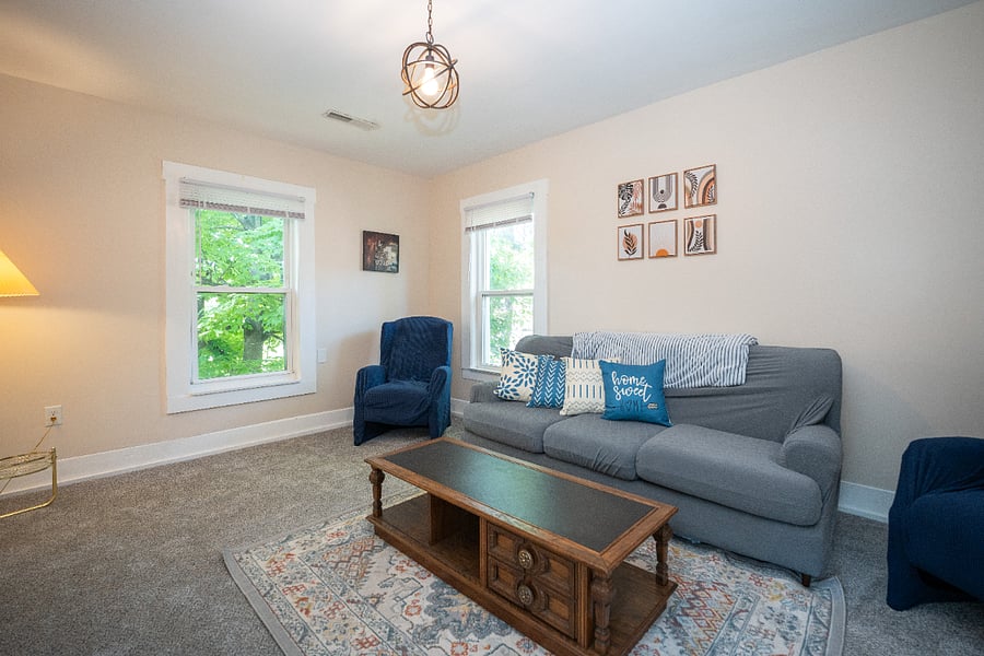 Furnished Finder property 723318_1 photo 12
