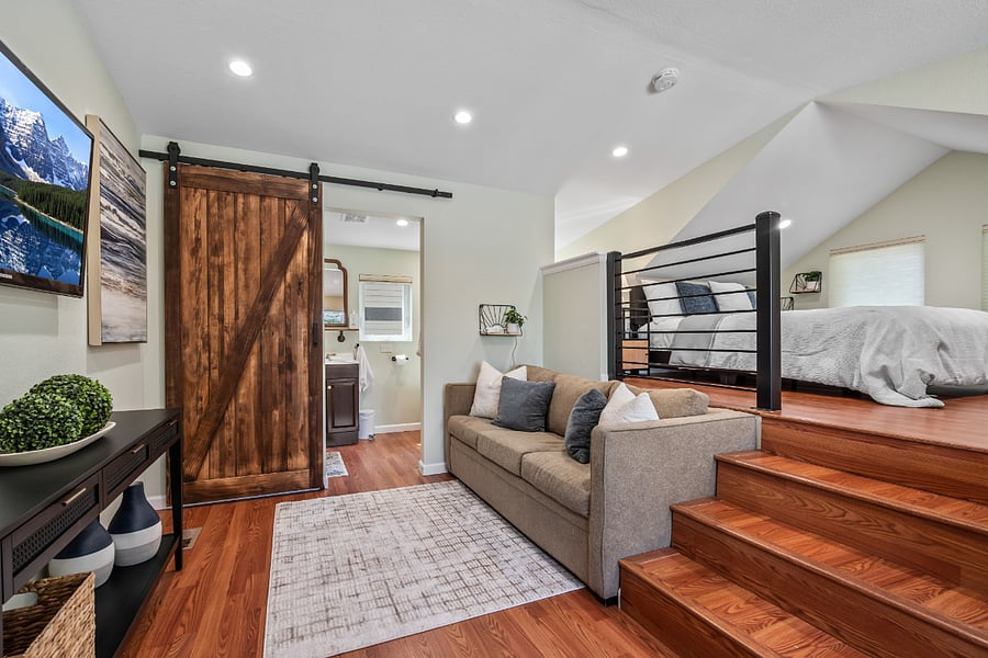 Furnished Finder property 723343_2 photo 16