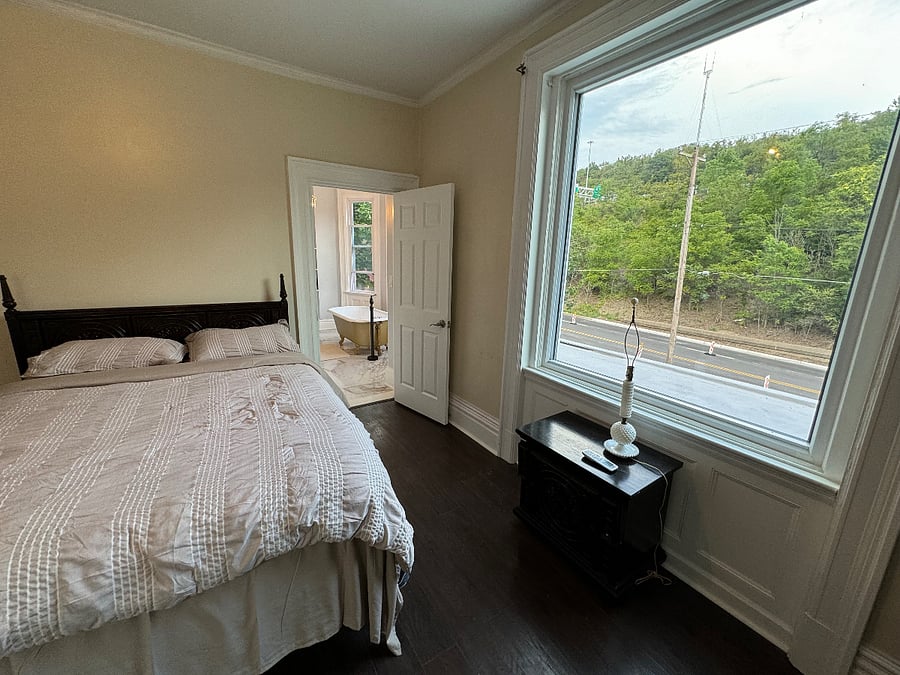 Furnished Finder property 723373_2 photo 5