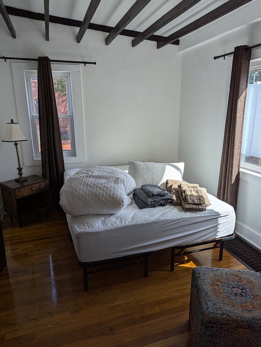 Furnished Finder property 723538_2 photo 28