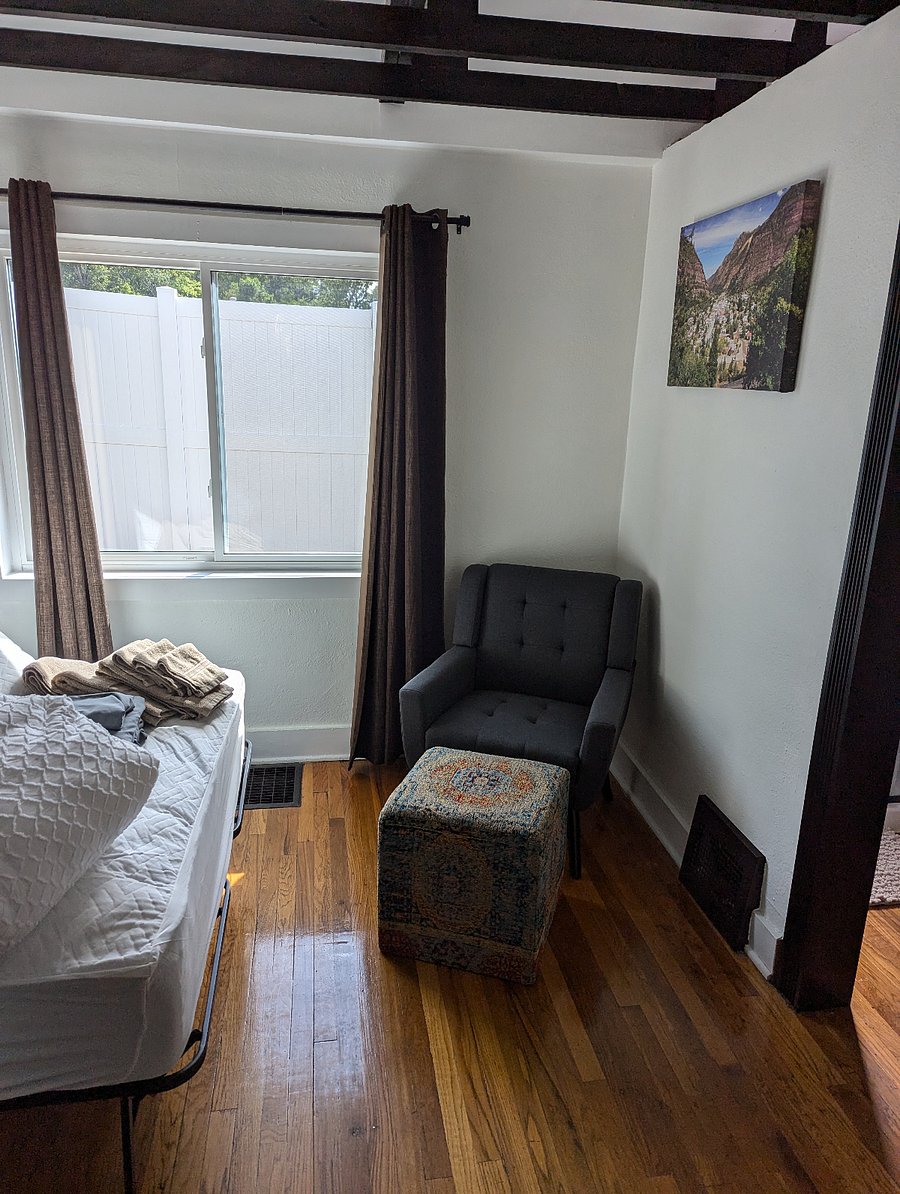 Furnished Finder property 723538_2 photo 25