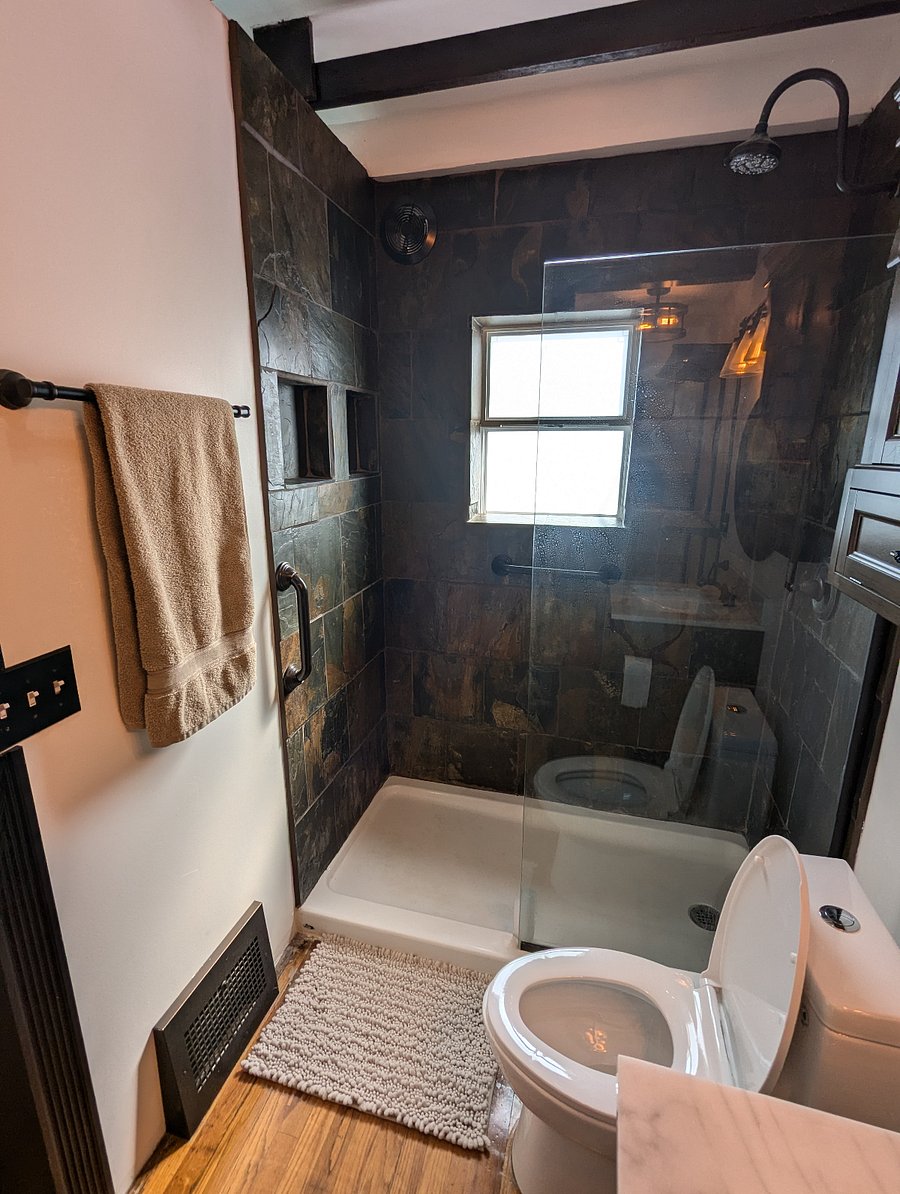 Furnished Finder property 723538_2 photo 33