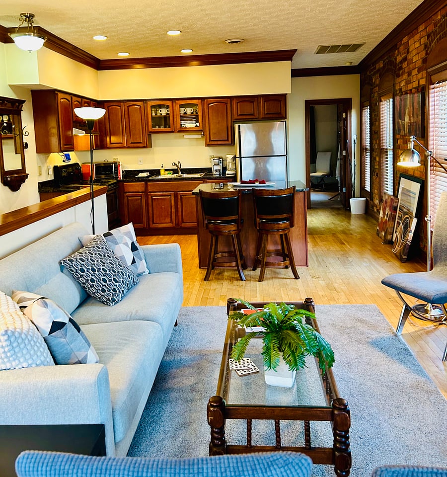 Furnished Finder property 723565_1 photo 3