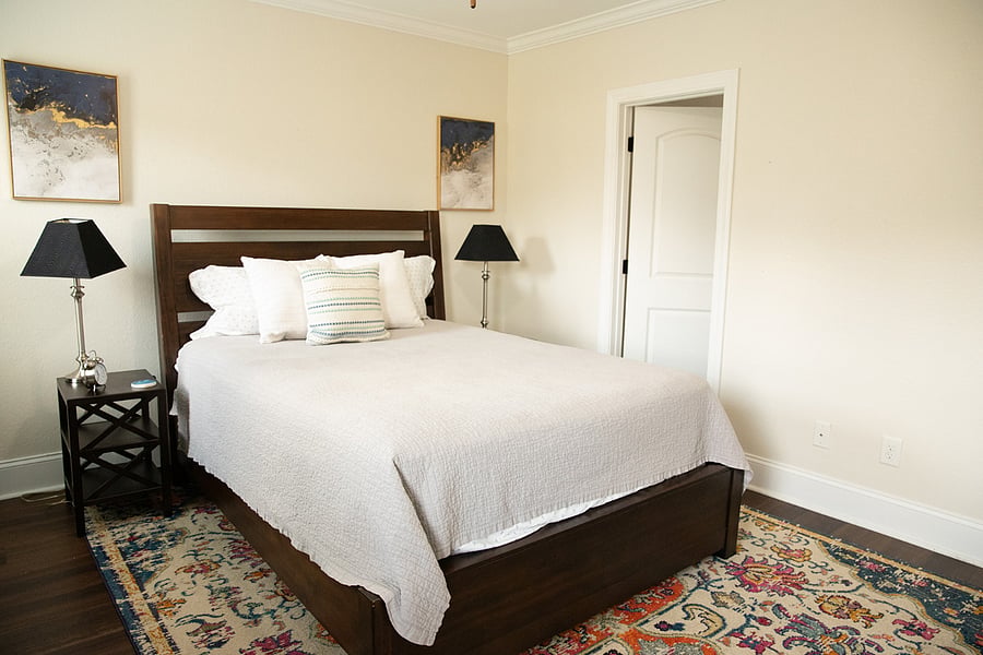 Primary Bedroom - Luxury Queen Bed