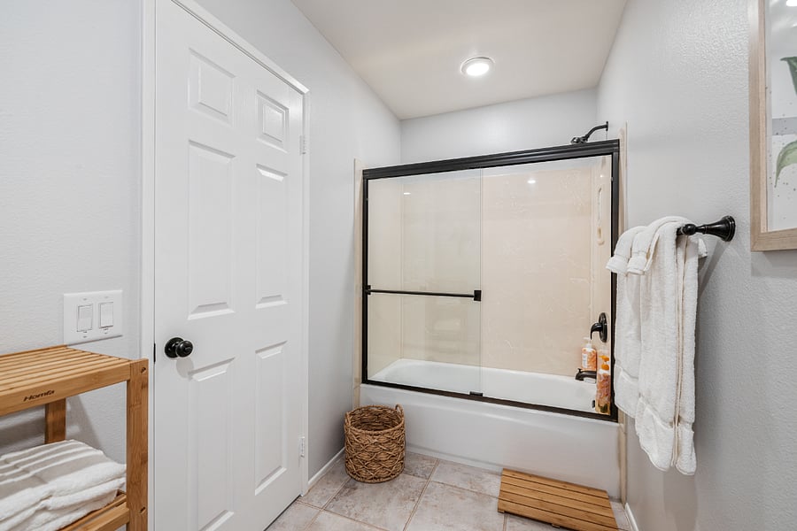 Furnished Finder property 723576_1 photo 32