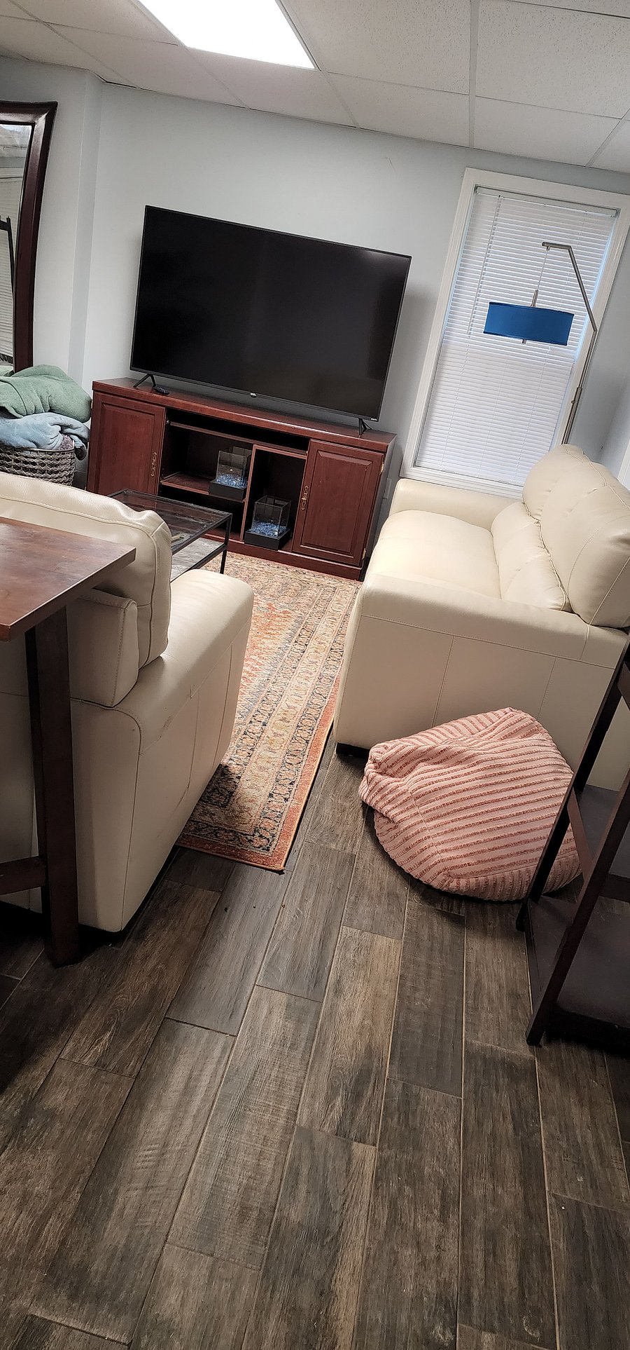 Furnished Finder property 723578_1 photo 73