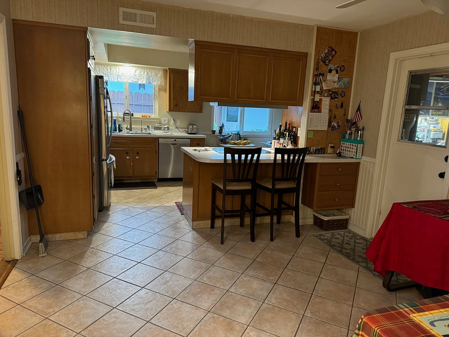 Furnished Finder property 723602_1 photo 11