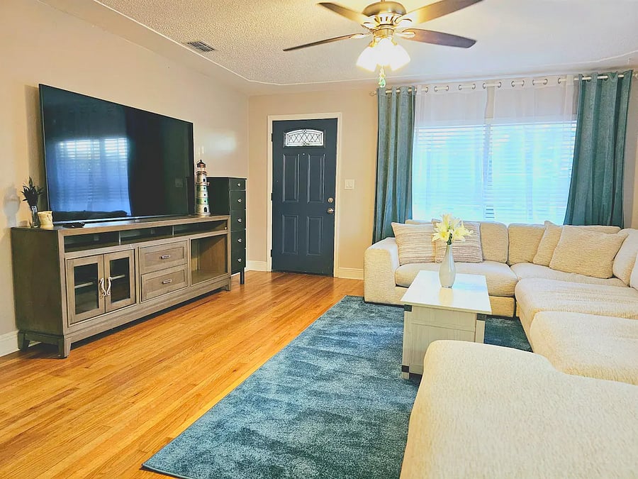 Furnished Finder property 723665_1 photo 3