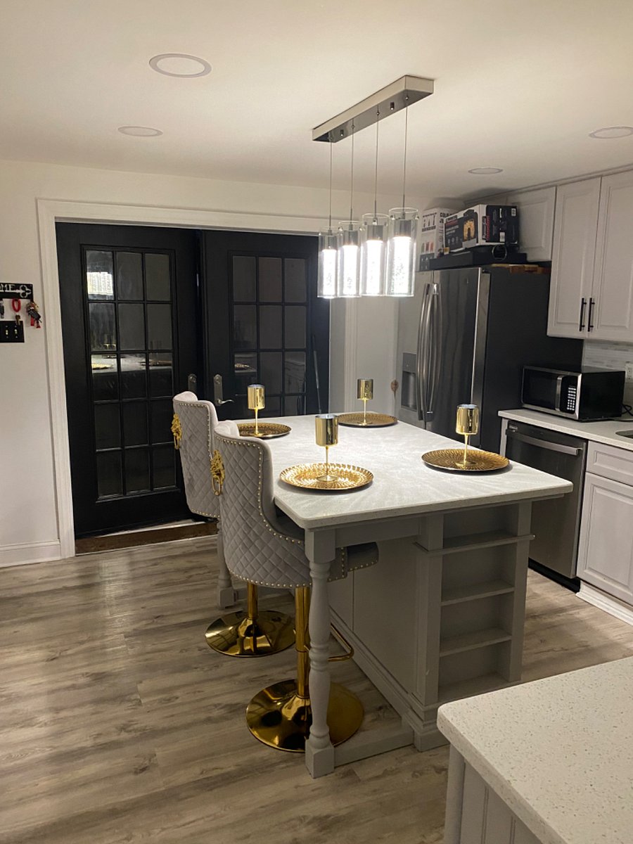 Furnished Finder property 723702_1 photo 17