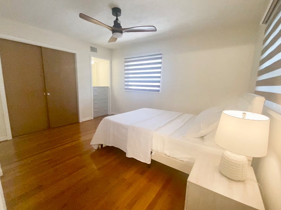 Queen bed