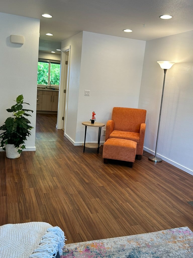 Furnished Finder property 723714_1 photo 3