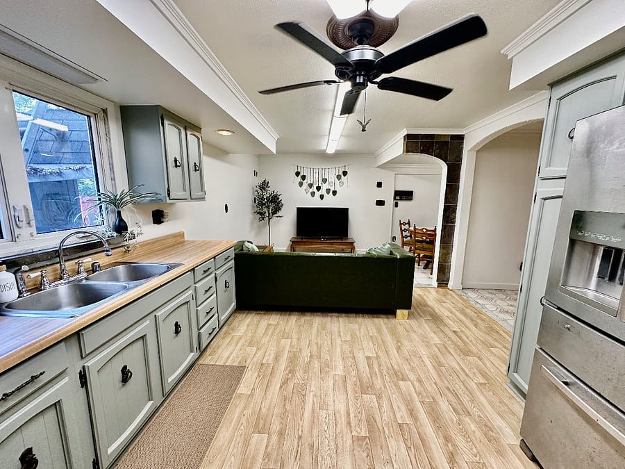 Furnished Finder property 723892_1 photo 8