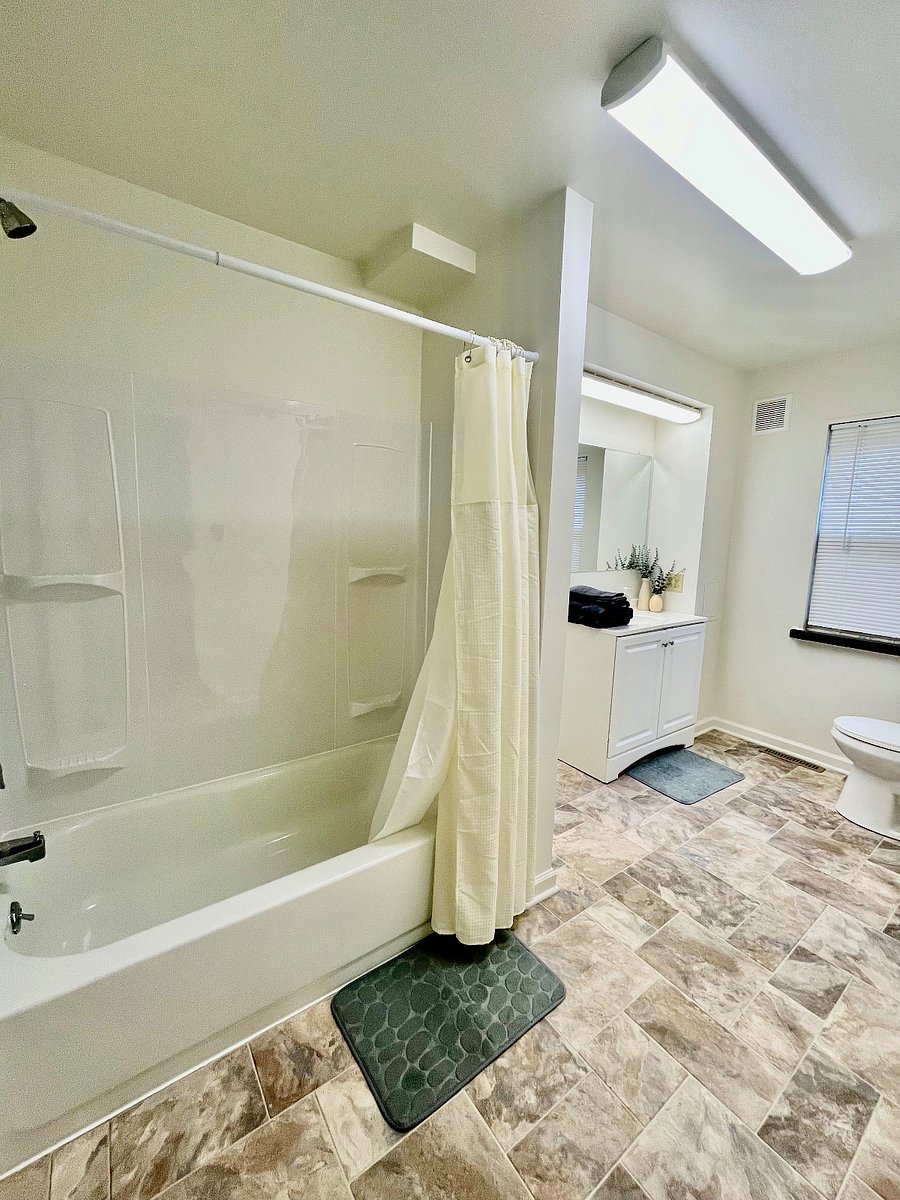 Furnished Finder property 723892_1 photo 13