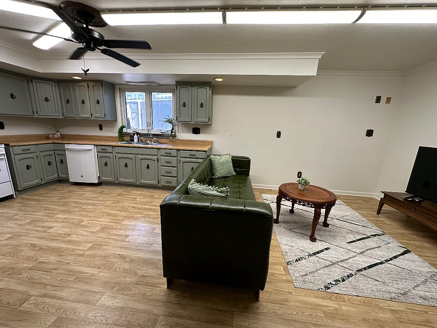 Furnished Finder property 723892_1 photo 10