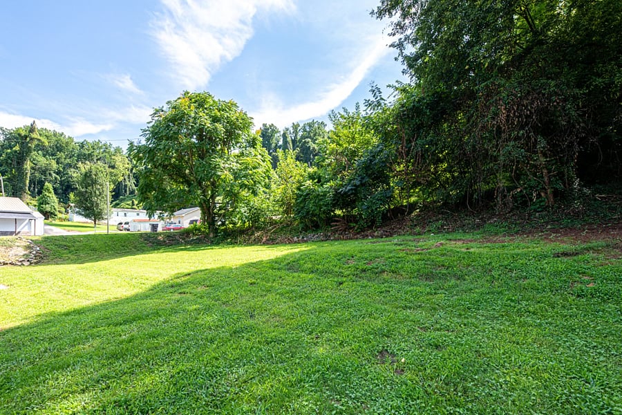 Furnished Finder property 723901_1 photo 32