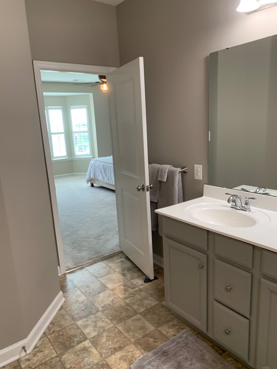 Furnished Finder property 723963_1 photo 12