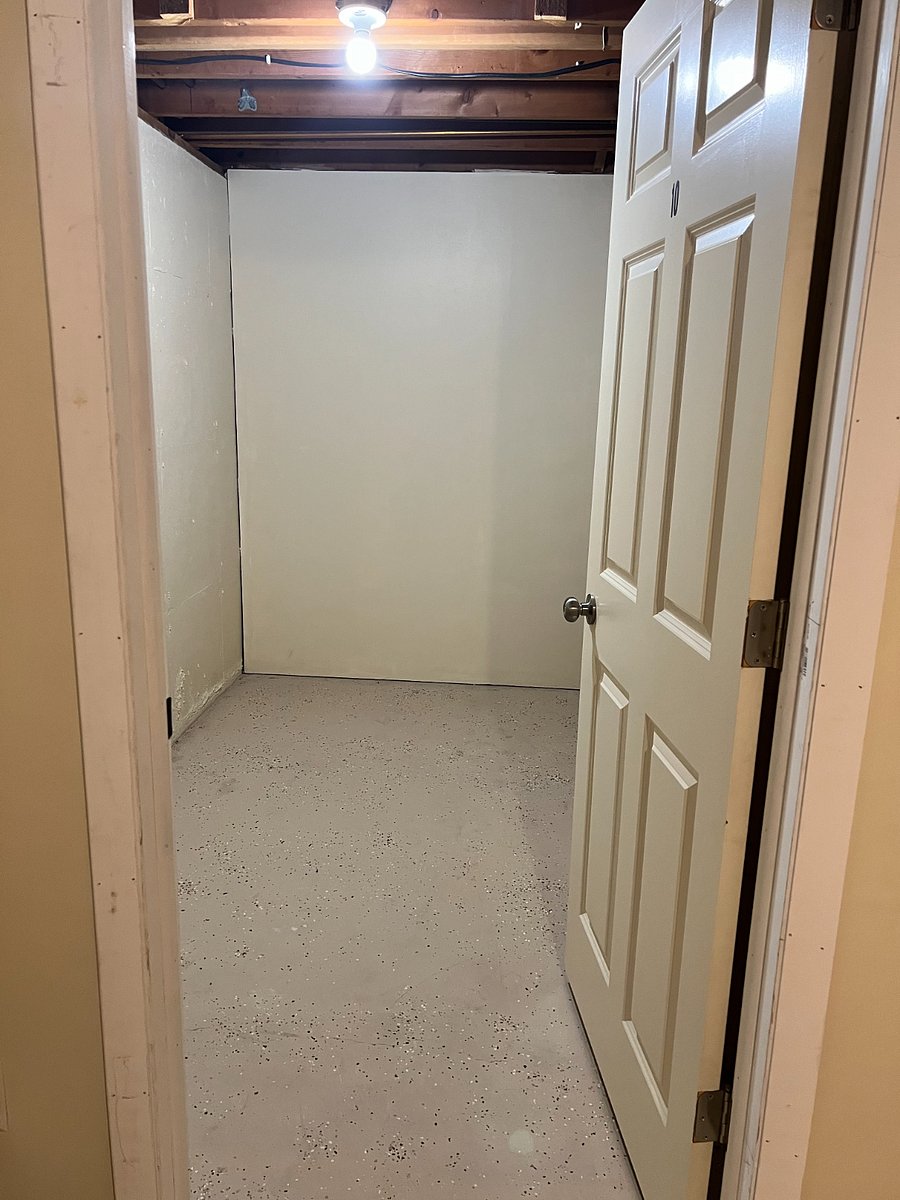 Storage unit is 6X10 in size.