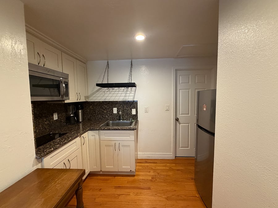 Furnished Finder property 723998_1 photo 3