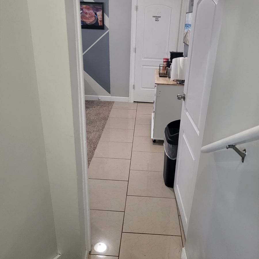 Furnished Finder property 724003_1 photo 1