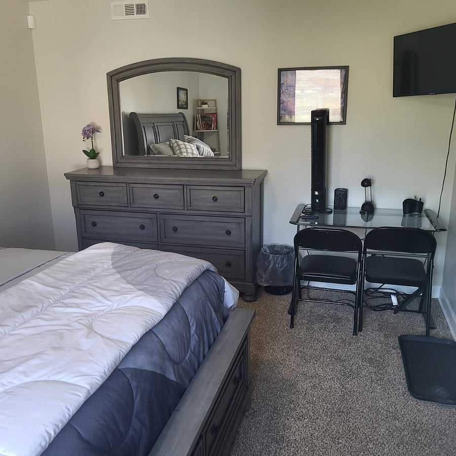 Furnished Finder property 724003_1 photo 3