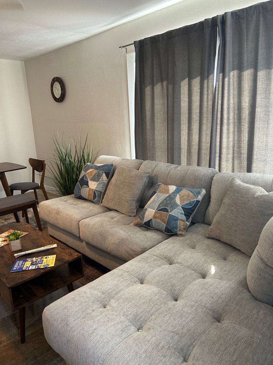 Furnished Finder property 724014_1 photo 32