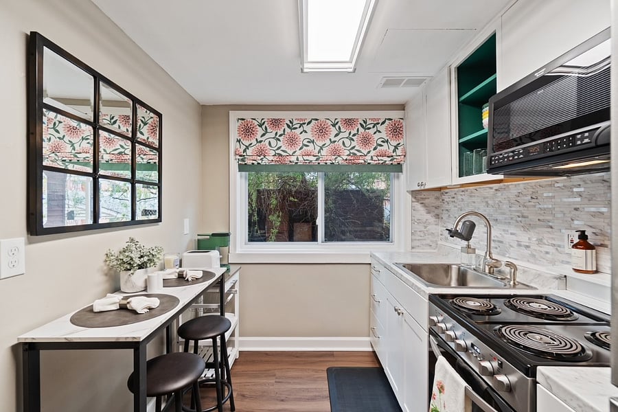 Furnished Finder property 724022_1 photo 11