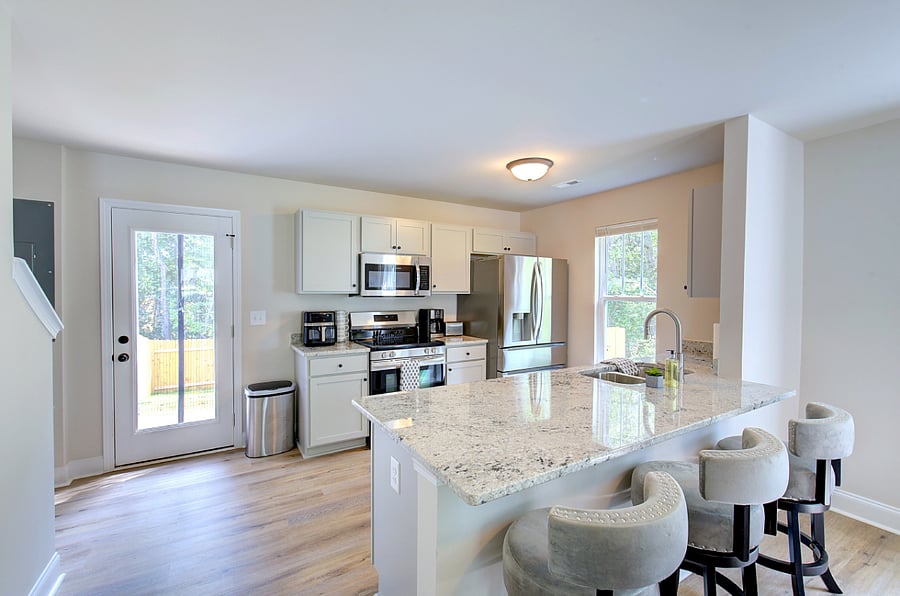 Furnished Finder property 724040_1 photo 9