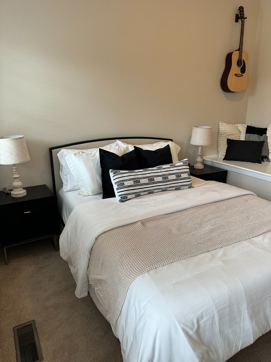 Furnished Finder property 724053_1 photo 11