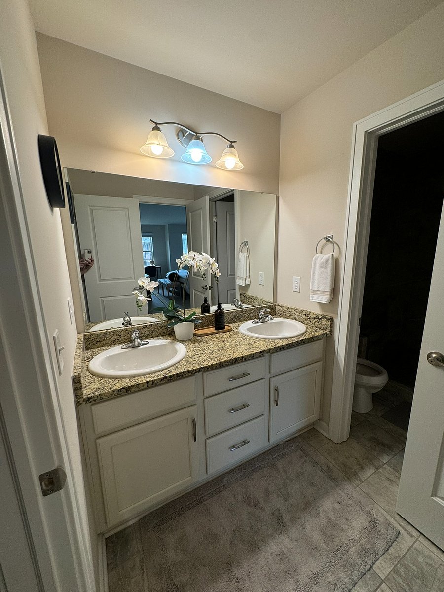 Furnished Finder property 724053_1 photo 10