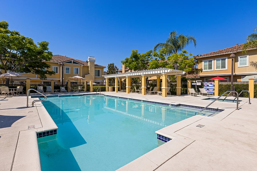 Furnished Finder property 724054_1 photo 11