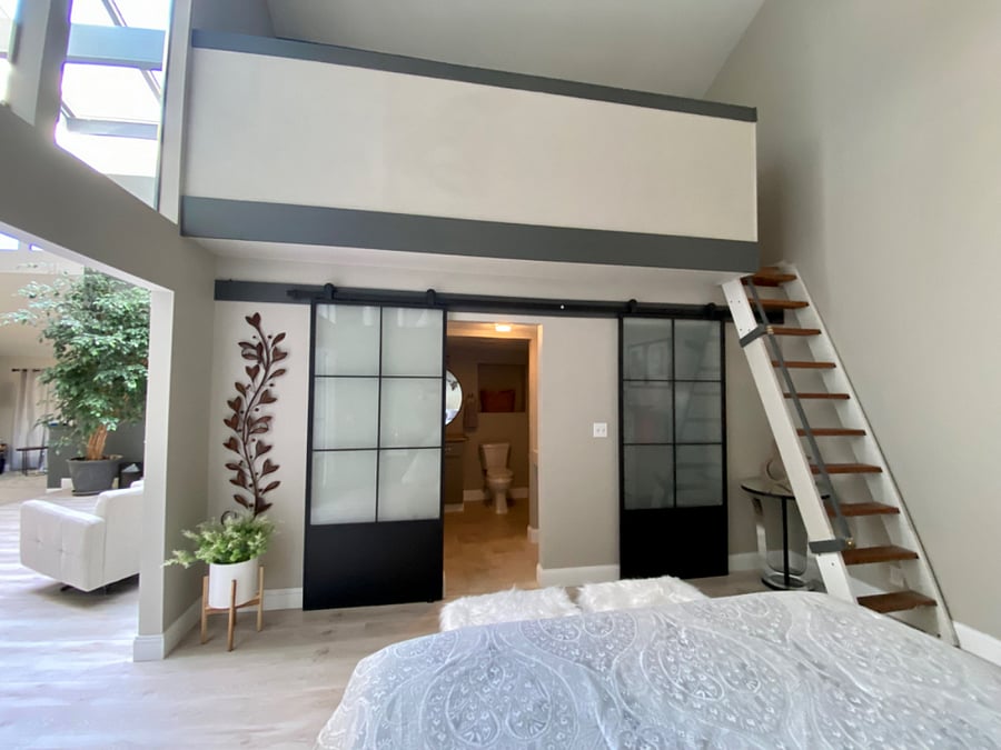 Master suite 1 loft area