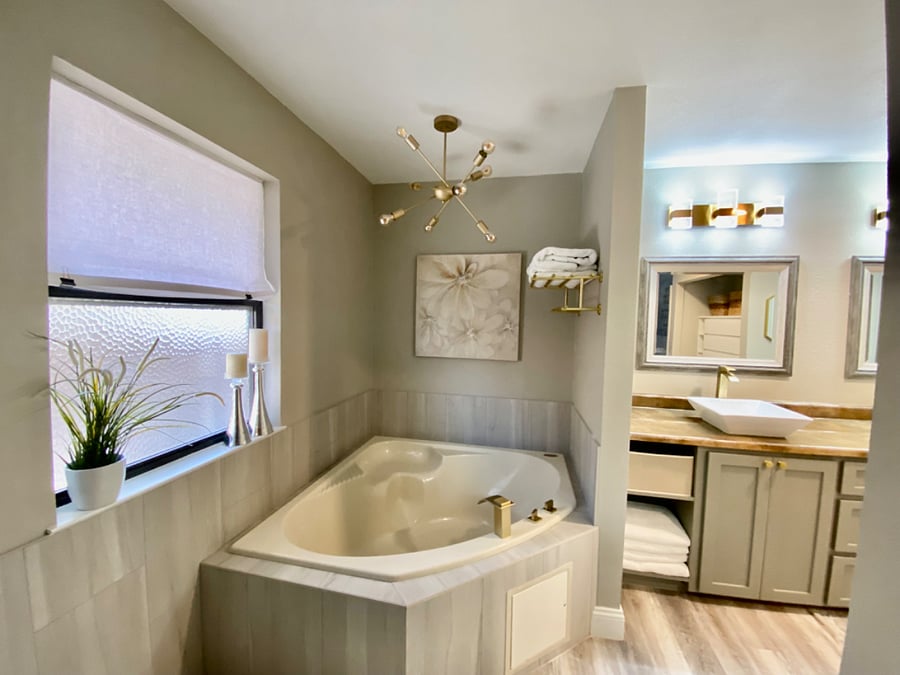 Master suite 2 bathroom