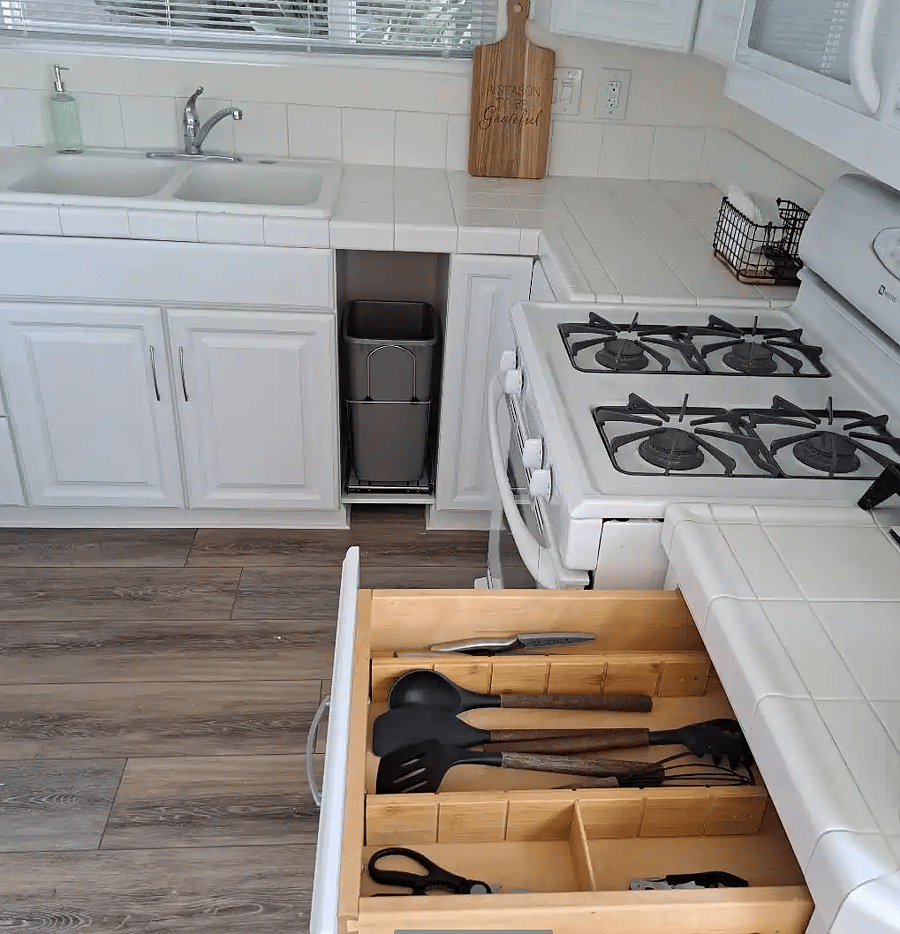 kitchen utensils