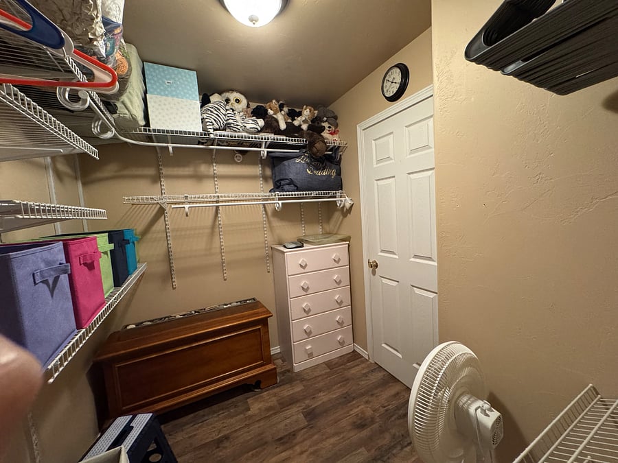 Walk-in closet