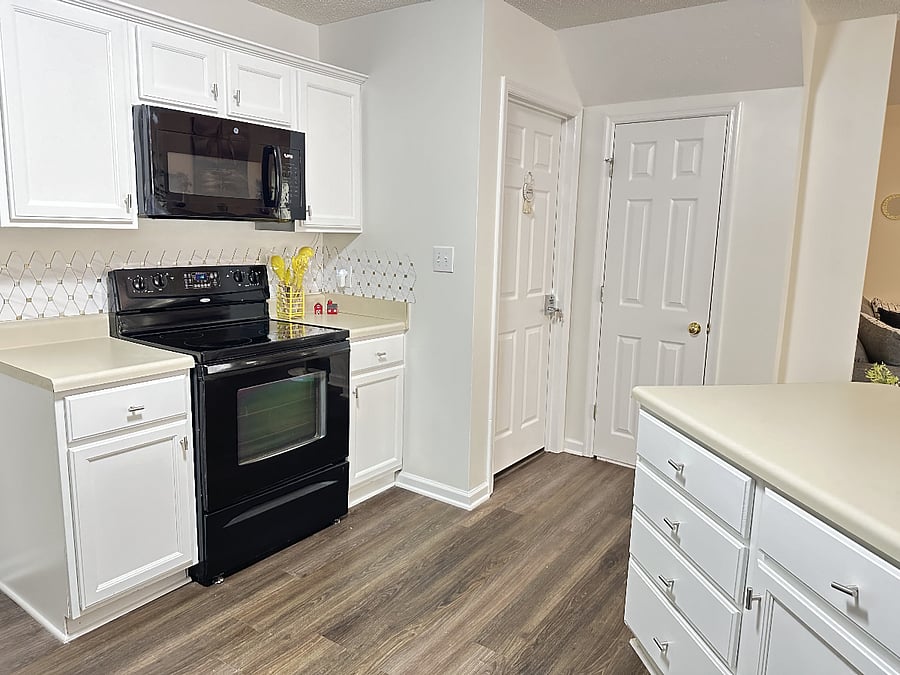 Furnished Finder property 724248_2 photo 13