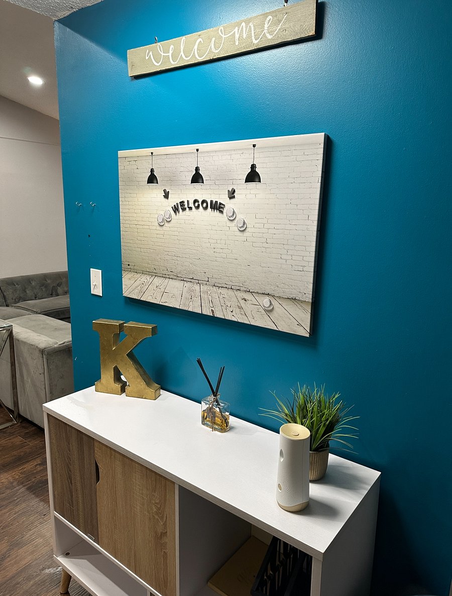 Welcome station at the front door