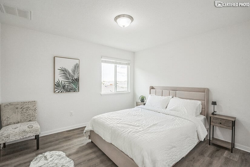 Furnished Finder property 724304_1 photo 16