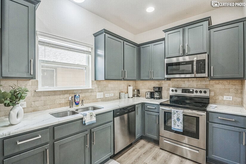 Furnished Finder property 724304_1 photo 13