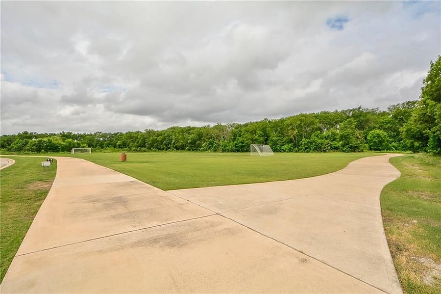Furnished Finder property 724304_1 photo 25