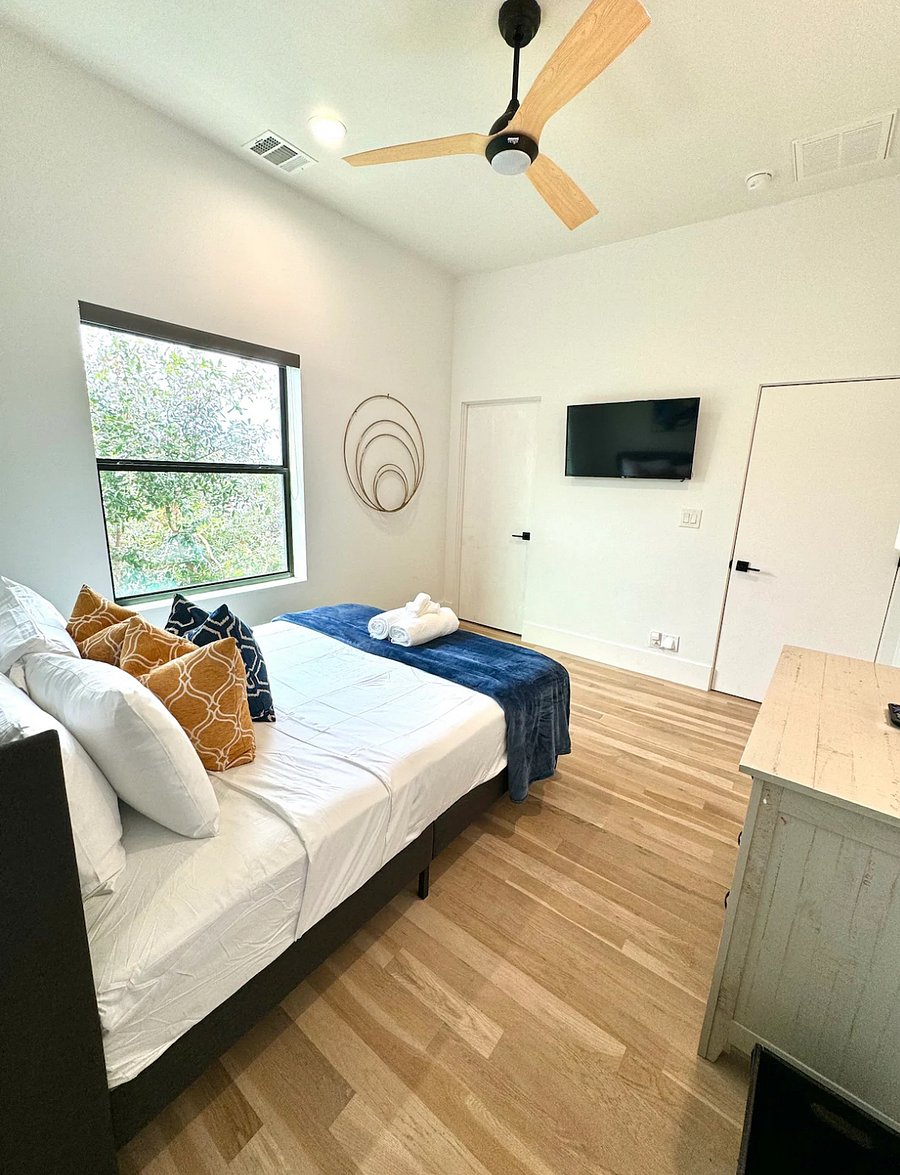 Furnished Finder property 724342_1 photo 12