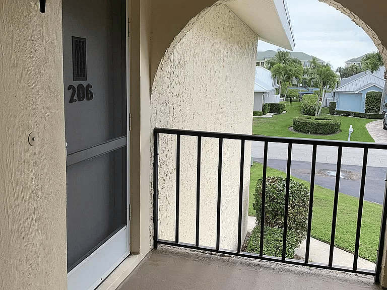 Furnished Finder property 724437_1 photo 6