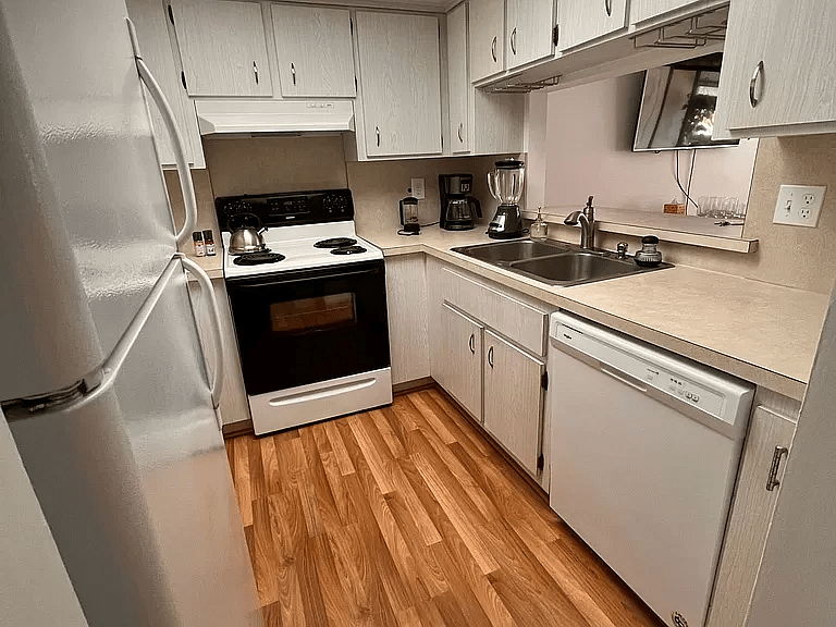 Furnished Finder property 724437_1 photo 5