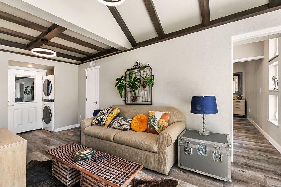 living area, note in washer and dryer in unit too!