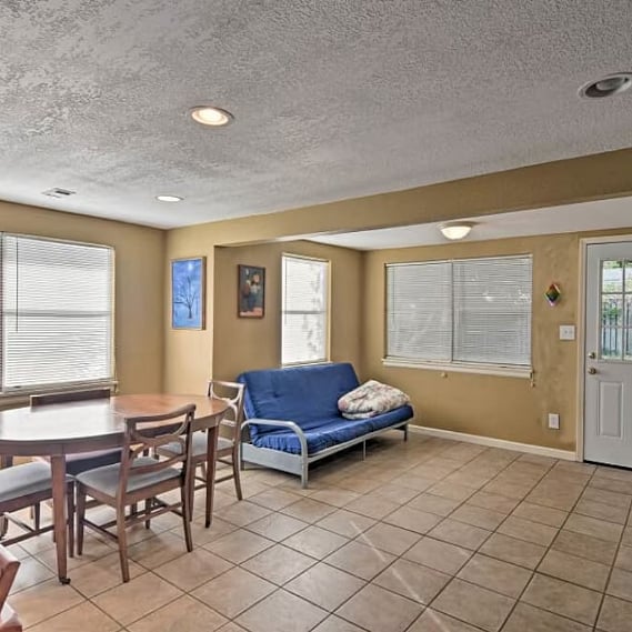 Furnished Finder property 724503_1 photo 9